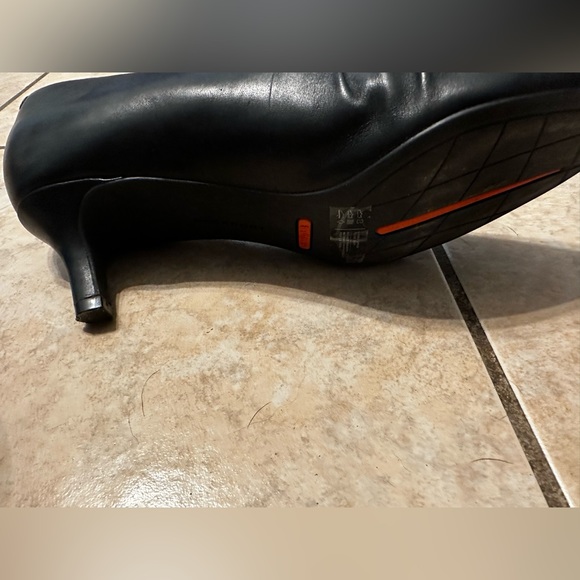 Rockport Kalila Gather Pump - Picture 9 of 11